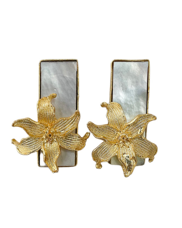 mother of pearl gold flower studs